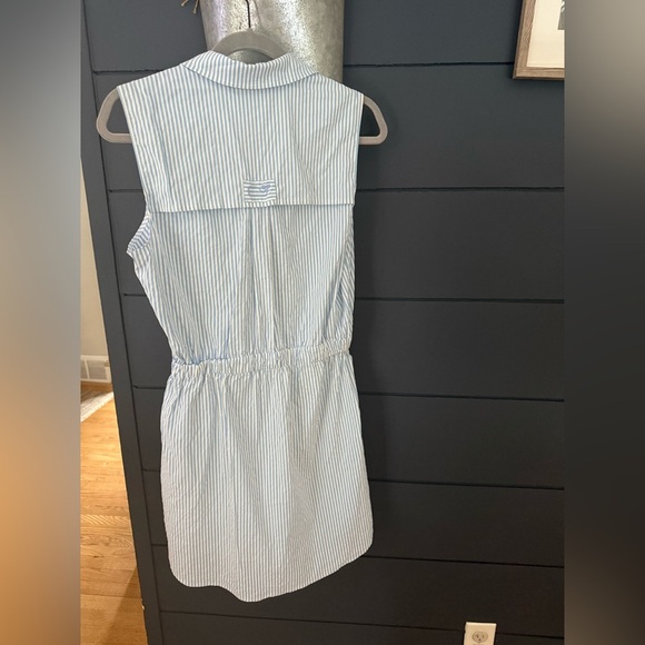 Vineyard vines performance sleeveless harbor striped seersucker dress size 8 - Picture 2 of 4